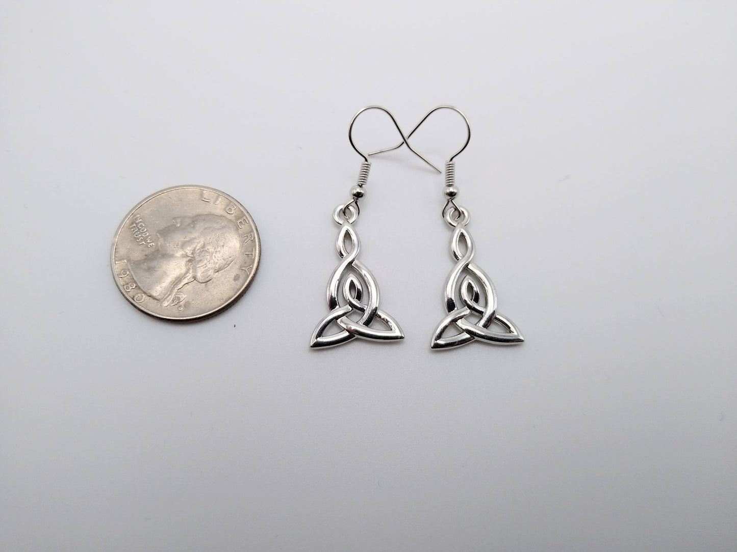 Silver Celtic Knot Earrings / Knotwork Dangle Earrings / Hypoallergic Jewelry